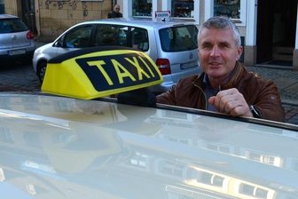Taxifahren im Landkreis soll teurer werden - Michael Altmann, Taxi-Unternehmer aus Mittweida, spricht sich für eine schnelle Erhöhung des Tarifs aus. 