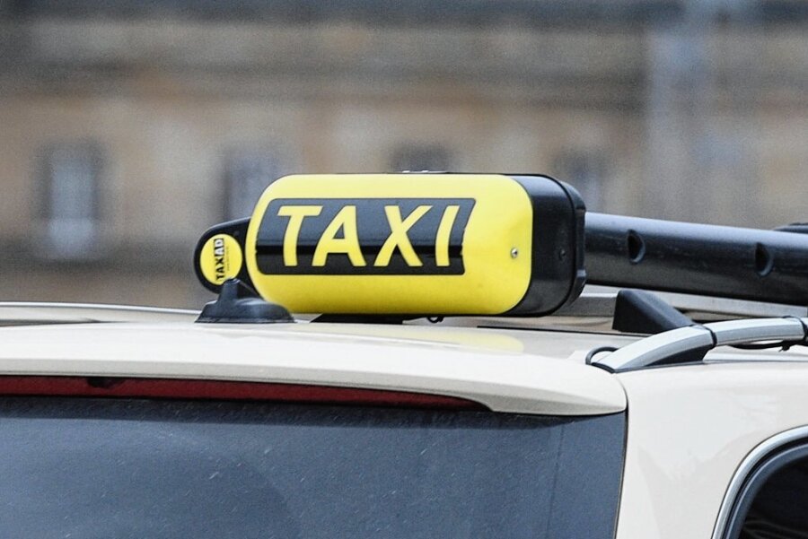 Taxifahren in Chemnitz soll schon wieder teurer werden - Bereits im Dezember könnten die Taxi-Tarife in Chemnitz wieder steigen.