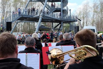 Technoparty bis Wandern: Das ist am Wochenende im Raum Stollberg los - Die Deutschlandschachthalde in Oelsnitz wird wieder zum Ziel für die Glückauf-Wanderung.