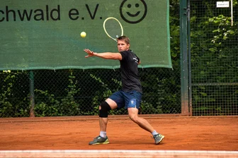 Tennis: Freiberger freuen sich auf Saisonabschluss mit großer Fete - Die Freiberger um Milan Fiala wollen gegen das Team aus Mecklenburg-Vorpommern die perfekte Saison vollenden.