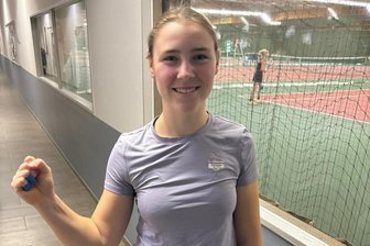 Tennisspielerin aus dem Vogtland schlägt bei erstem ITF-Turnier auf – nächstes Jahr sollen weitere Folgen - Mia Ruppert vom VTC Reichenbach hat zum ersten Mal an der Qualifikation eines Junioren-Weltranglistenturniers (U18) der Internationalen Tennis Föderation teilgenommen.