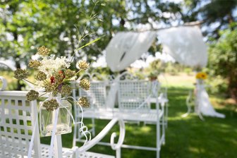 „Terra Ursprung“ in Lugau: Schnuppertag soll Hochzeitswillige für Trauung in der Natur begeistern - Als wildromantisch kann man die Location für die Trauungen im „Terra Garden“ bezeichnen.