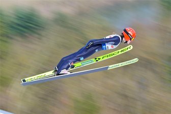 Test der neuen WM-Schanzen in Trondheim: Katharina Schmid überzeugt, Markus Eisenbichler meldet sich zurück - Bereits sehr gut in Form: Katharina Schmid (geborene Althaus) gewinnt die zwei COC-Wettbewerbe auf den neuen WM-Schanzen in Trondheim.