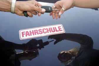 Teurer Führerschein: Sachsen fordert schnelle Reform vom Bund - Begleitetes Fahren ab 16? - Ob eine Reform der Fahrschulausbildung auch die Kosten für den Führerschein senkt, ist noch unklar.