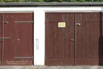 Thalheim erhöht nach über 20 Jahren Garagengebühr - Die Stadt Thalheim erhöht das Garagenentgelt.