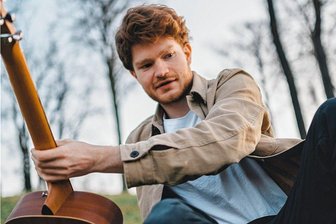 "The Voice of Germany"-Teilnehmer Leander Gronem belebt neue Kleinkunstbühne in Plauen - Musiker Leander Gronem ist am nächsten Freitag in Plauen zu erleben.