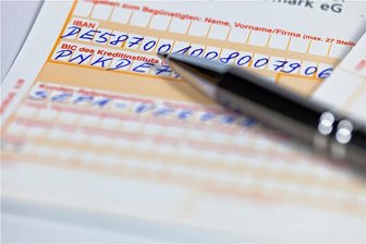 Theater Chemnitz: Dürfen Bankdaten per Postkarte abgefragt werden? - Sensible Bankdaten wollten die Theater Chemnitz von ihren Abonnenten per Postkarte abfragen.