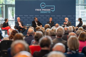 Theater-Debatte in Chemnitz: „Wir müssen ein Ziel formulieren, Geld findet sich dann schon“ - Die „Freie Presse“-Debatte zur Zukunft des Theaters fand in der Hartmannfabrik vor rund 250 Interessierten statt.
