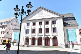 Theater Freiberg: Chordirektor und Studienleiter stellen sich vor - Das Mittelsächsische Theater (MiT) Freiberg lädt für Mittwochabend zu „Meet MiT“ ein.