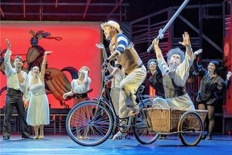 Theater-Zuschuss: Reichen die 10 Millionen Euro aus? - Verfrühtes Weihnachtsgeschenk für das Theater und seine Fans: Die Finanzierung ist für die nächsten sechs Jahre gesichert. Damit wird im Zwickauer Gewandhaus weiterhin Kunst und Kultur geboten, hier eine Probe von "Don Quichotte".