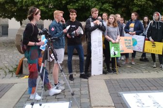 Theaterplatz: Dritte Demo von Schülern -