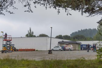 Thomas-Philipps-Markt im Erzgebirge wird modernisiert: Umbau dauert mehrere Wochen - Der Thomas-Philipps-Markt in Elterlein wird bis in den Oktober hinein modernisiert.
