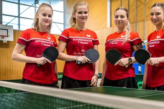 Tischtennis-Sachsenliga: Angespannte Personallage dämpft Sorgauer Erwartungen - Luisa Schneider, Mary-Ann Staffa, Celine Schellenberger und Ronja Männel (v. l.) gingen am Samstag für Sorgau auf Punktejagd.
