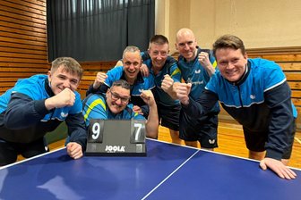 Tischtennis: Sachsenligist aus dem Erzgebirge findet zurück in die Erfolgsspur - Die Tannenberger Christian Franz, Stefan Meiner, Ales Vetysek, Friedrich Sacher, Jan Vesely und Miroslav Cerveny (von links) haben zwei wichtige Siege gefeiert.