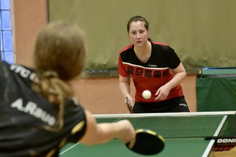 Tischtennis: Zwickauer Oberligateam steht kurz vor dem Klassenerhalt - Vanessa Göhler gewann am Samstag im Heimspiel gegen Großpösna ihre beiden Einzel für den ESV Lok Zwickau.