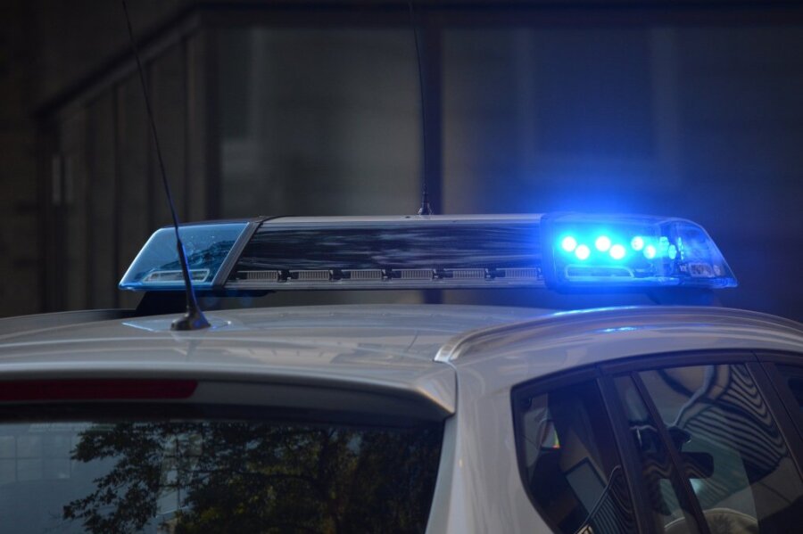 Tödlicher Motorradunfall bei Eppendorf: Polizei ermittelt noch - 