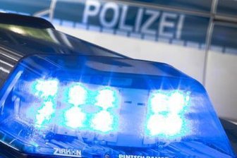 Tödlicher Unfall im Vogtland: Junge Frau von Transporter überrollt - 