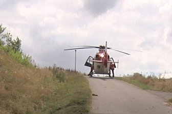 Tödlicher Unfall: Krad-Fahrer stürzt Böschung hinab - Am Nachmittag ist ein Biker an der Verbindungsstraße S 286 zwischen Mülsen und Crossen tödlich verunglückt.