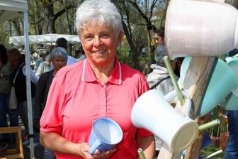 Töpfermarkt - 52 Händler machen mit - Petra Ludwig aus Crimmitschau war auch wieder dabei.