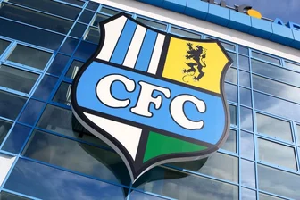 Toiletten im Erfurter Stadion bei CFC-Gastspiel beschädigt - Vereine appellieren an Fans - Der Chemnitzer FC appelliert gemeinsam mit Rot-Weiß Erfurt an die Vernunft ihrer Fans.