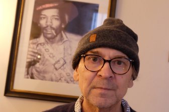 Ton-Steine-Scherben-Gitarrist R.P.S. Lanrue ist tot: Hitkomponist der rebellischen deutschen Rockmusik - R.P.S. Lanrue während seiner Erkrankung im vergangenen Jahr. Am Sonntag ist der Musiker 74-jährig gestorben.