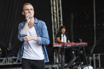 Toni schreibt letztes Lied für eine große Liebe - 