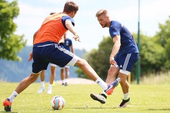 Tor-des-Monats-Schütze hat Bock auf den CFC - Florian Trinks (rechts) spielte einst zusammen mit den größten deutschen Talenten. Nun will er in Chemnitz durchstarten.