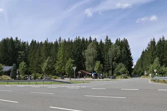 Torfstraße in Hartmannsdorf: Der erste Abschnitt ist freigegeben - Die Gaststätte „Zum Torfstich“ ist über die Torfstraße aus Richtung Hartmannsdorf erreichbar.