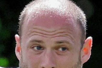 Torwart bekommt von "Gegentor" nichts mit - Stefan Schmidt - Torhüter des VfB Empor Glauchau.