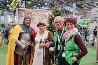 Tourismus-Experte aus Brand-Erbisdorf geht in Rente - und hat noch jede Menge Pläne - Karsten Gräning (2. v. r.) bei einer Messepräsentation.