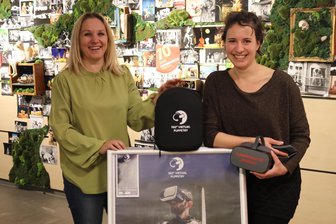 Tränenreicher Abschied im Puppentheater Zwickau. Monika Gerboc zieht die Notbremse: „Ich kann einfach nicht mehr.“ - Direktorin Monika Gerboc (l.) und Dramaturgin Dominique Suhr bildeten über Jahre ein tolles Gespann. Ab der kommenden Spielzeit muss das Puppentheater Zwickau ohne die beiden auskommen.