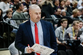 Trainer Taylor beendet Kurz-Engagement bei Science City Jena - Trainer Mike Taylor beendet nach geschafftem Klassenverbleib seine Arbeit bei Science City Jena. (Archivbild)