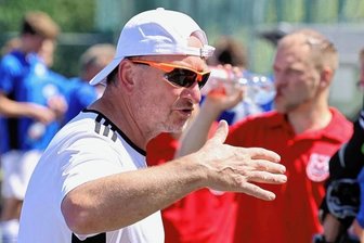 Trainer will taktischen Mängeln zu Leibe rücken - Trainer Steffen Jahn fordert von seinen Hockeyspielern aus Meerane und Chemnitz mehr taktische Flexibilität. 