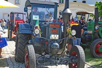 Traktoren-Treffen in Blankenhain lockt viele Schaulustige -