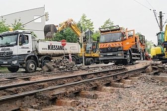 Tram-Trasse gen Eckersbach wird saniert - 2016 wurde die Gleisanlage auf der Sternenstraße erneuert. Nun sollen 950 weitere Meter hinzukommen.