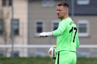 Transfer-Coup in der Fußball-Landesklasse: Meeraner SV verpflichtet ehemaligen Oberliga-Torhüter - Dominik Reissig, der von 2020 bis 2025 beim VfB Empor Glauchau das Tor hütete, trägt künftig das Trikot des Meeraner SV.