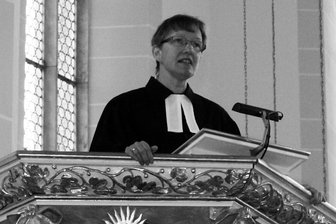 Trauer im Erzgebirge: Annaberg verliert langjährige Pfarrerin - Im April 2015 hatte Pfarrerin Steffi Stark ihren Dienst in der Kirchgemeinde Buchholz angetreten.