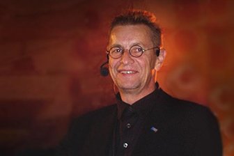 Trauer um Moderator und DJ Konnie Oeser -