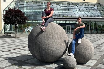 Traum-Abi mit 1,0: Erfolgreiches Duo am Cotta-Gymnasium Brand-Erbisdorf - Eliane Weigel aus Freiberg und Jonas Baldauf aus Brand-Erbisdorf haben beim Abitur die Traumnote von 1,0 erreicht.