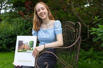 Traumnote 1,0: Zwei der schlausten Abiturienten des Erzgebirges kommen aus Tannenberg und Drebach - Melina Petzold hat ihr Abitur in der Evangelischen Schulgemeinschaft Erzgebirge in Annaberg-Buchholz mit 1,0 abgelegt. Und sie wird auch weiter die Schulbank drücken: Ab 1. Oktober wird die junge Tannenbergerin Lehramt in Karlsruhe studieren.