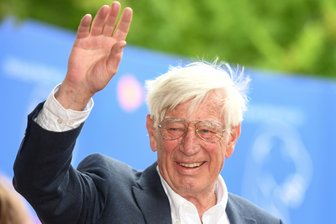 Traumschiff-Kapitän Siegfried Rauch mit 85 Jahren gestorben - Schauspieler Siegfried Rauch ist im Alter von 85 Jahren gestorben.
