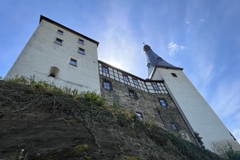 Treffen in Mylau: Grenzregion setzt auf neue Projekte - Auf Burg Mylau kamen Vertreter der Euregio egrensis zusammen.