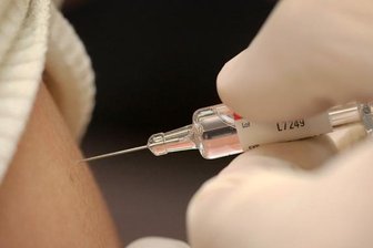 Treuen: Mutmaßliche Betrüger bieten Corona-Impfung an -