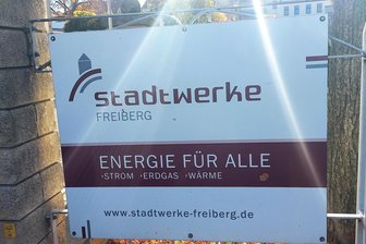 Trickbetrüger in Freiberg unterwegs: Stadtwerke warnen vor angeblichen Mitarbeitern - Die Stadtwerke Freiberg warnen vor Betrügern, die sich als Mitarbeiter ausgeben.
