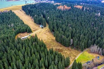 Trotz Energiekrise: Jöhstadt bekennt sich zum Liftbetrieb - Der Doppelschlepplift des Skilifts in Jöhstadt überwindet circa 100 Höhenmeter und ermöglicht eine rund  600 Meter lange Abfahrt.