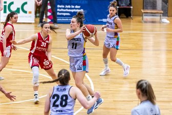 Trotz Niederlagenserie und vorletztem Tabellenplatz: Trainer der Chemcats bleibt optimistisch - Lucile Peroche gehört in der aktuell schweren Situation der Chemcats zu den Leistungsträgerinnen ihres Teams. Die erfahrene Spielerin machte auch beim 56:80 in Herne die meisten Punkte (12).