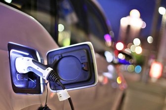 Trotz Prämie - Elektroautos bleiben ein Ladenhüter -
