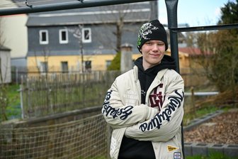 Trotz schwerer Krebserkrankung: Ein 17-jähriger Chemnitzer und der Wunsch nach einer eigenen Wohnung - Leon Kühnert ist 17 Jahre alt und kämpft seit seiner Kindheit gegen den Krebs.
