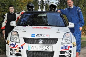 Trotz Titelgewinn: Wege eines Gelenauer Duos trennen sich - Die Gelenauer Paul Stöckel und Co-Pilot Justin Lein haben gemeinsam die Thüringen-Meisterschaft gewonnen, künftig sitzen sie jedoch in verschiedenen Fahrzeugen.