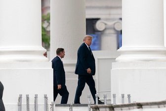 Trump: Iran-Rahmenabkommen "weitgehend" ausgehandelt - Trump hat sich zu einem möglichen Rahmenabkommen mit dem Iran geäußert.